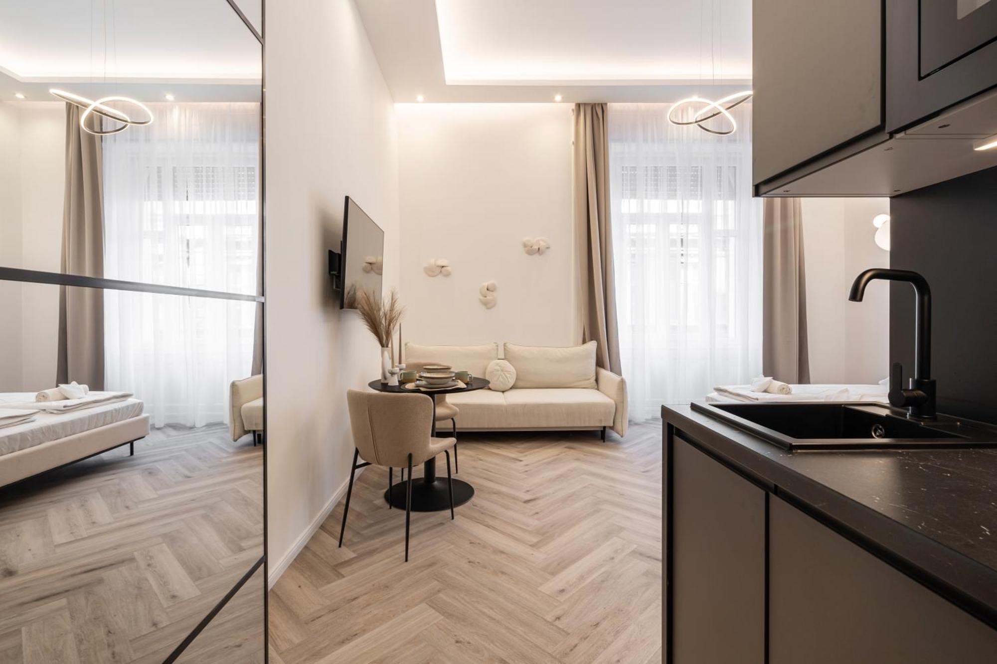 K51 - Kiraly Boutique Residence - Best Location By Bqa بودابست المظهر الخارجي الصورة