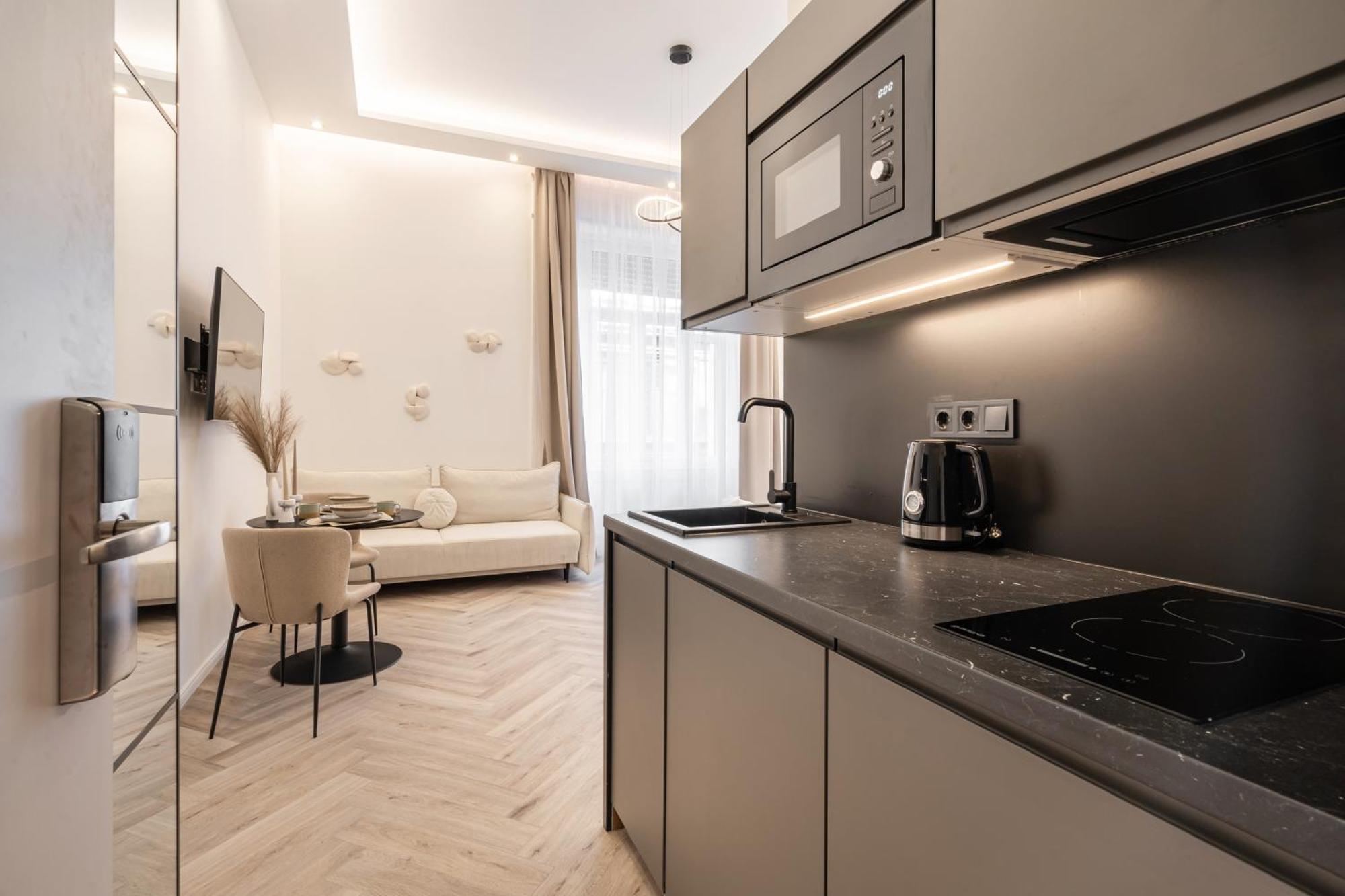 K51 - Kiraly Boutique Residence - Best Location By Bqa بودابست المظهر الخارجي الصورة