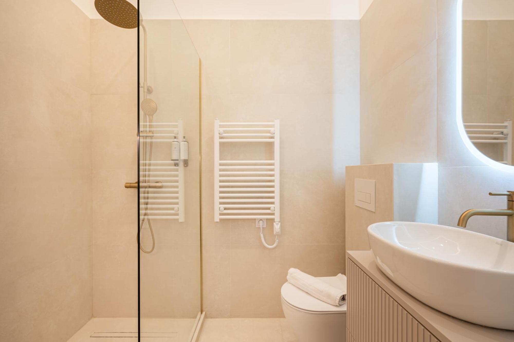 K51 - Kiraly Boutique Residence - Best Location By Bqa بودابست المظهر الخارجي الصورة